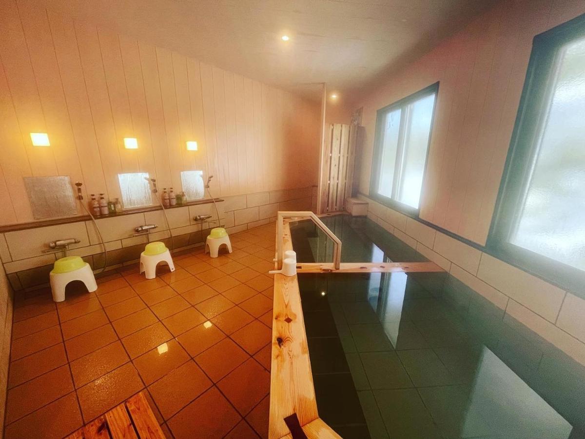 Kirishimaya Ryokan Кусацу Екстериор снимка