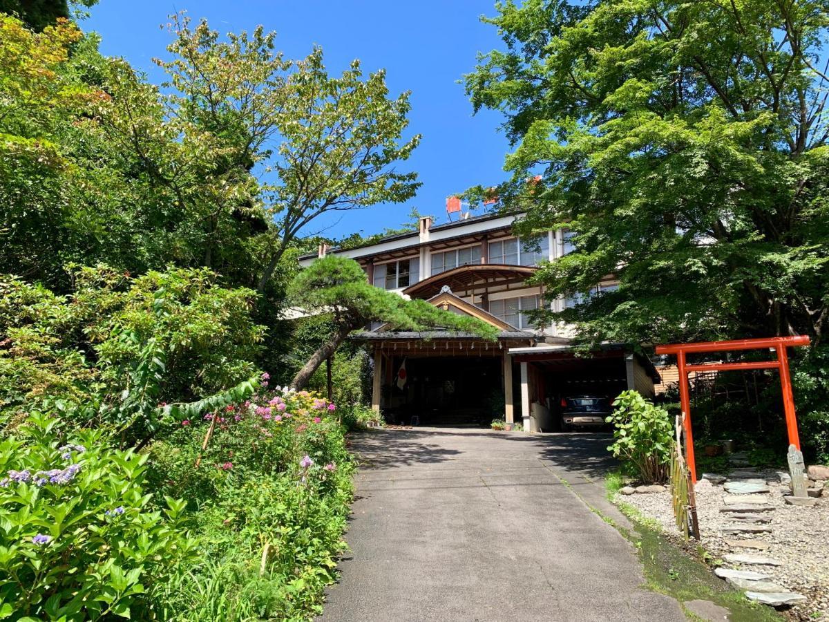 Kirishimaya Ryokan Кусацу Екстериор снимка